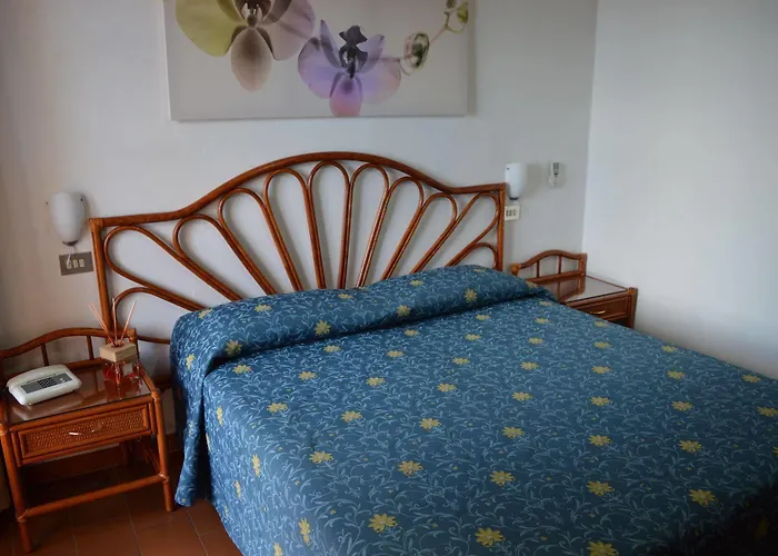 Le Briciole Отель Bagno-Sprizze