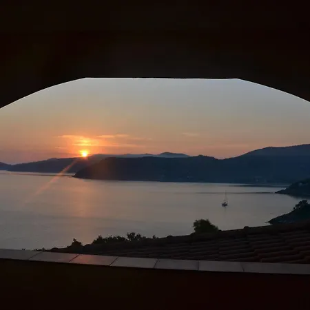 Le Briciole Ξενοδοχείο 3*